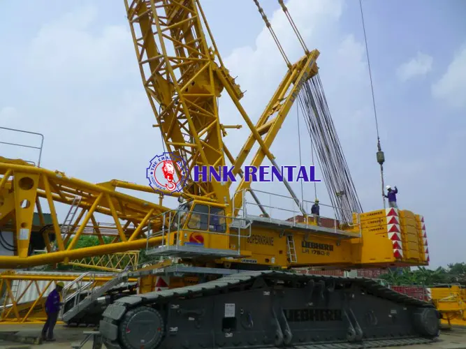  Sewa Unic Crane  bekasi